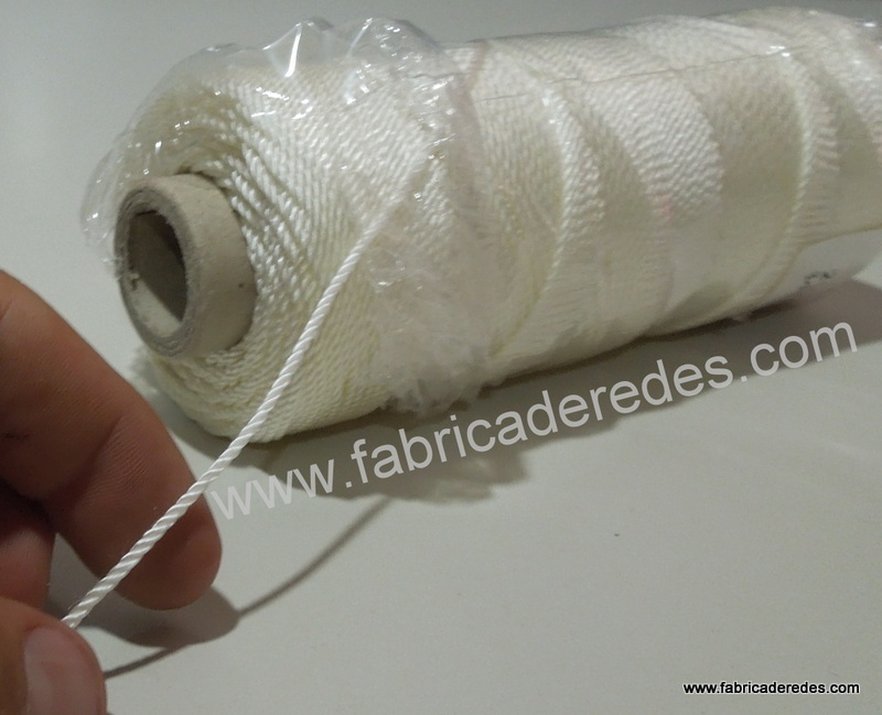 hilo de armar redes 210/48